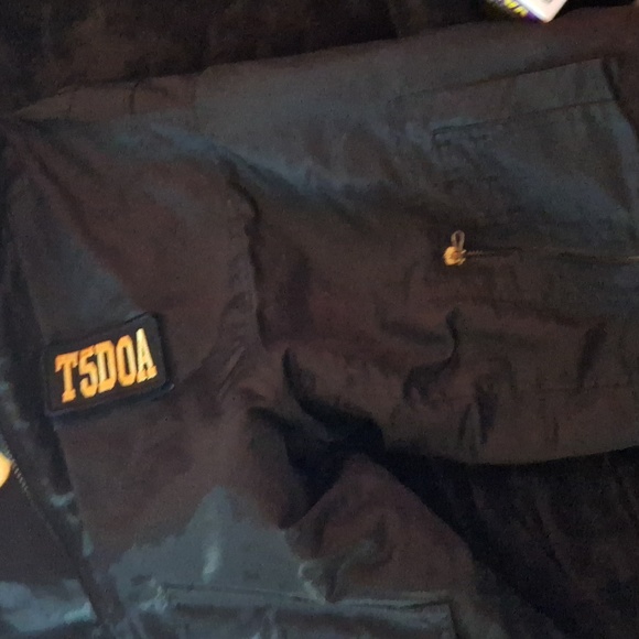 JACKET - Picture 3 of 11